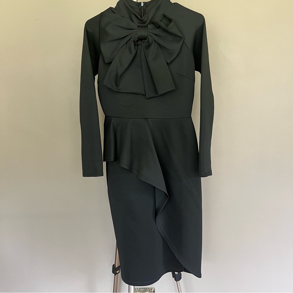 Black Bodycon Dress with Bow